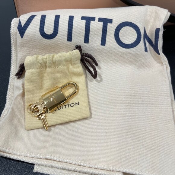 Louis Vuitton City Steamer 2-way Bag (164144) - Picture 15 of 15